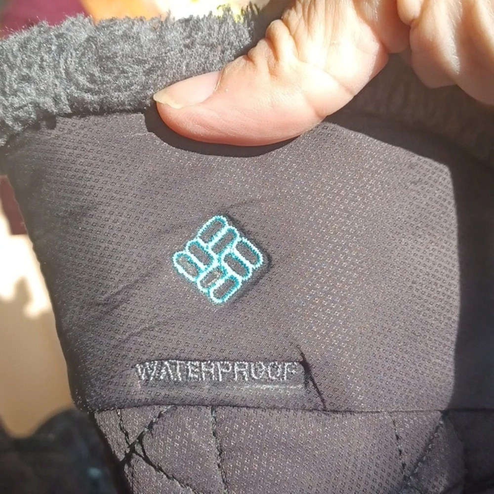 COLUMBIA Waterproof 200 Gram Insulation Winter Boots Teal Black Womens Size 7